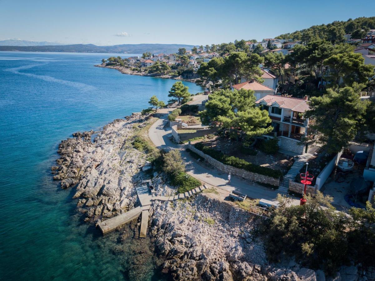 Apartments By The Sea Stomorska, Solta - 5190 Exterior photo